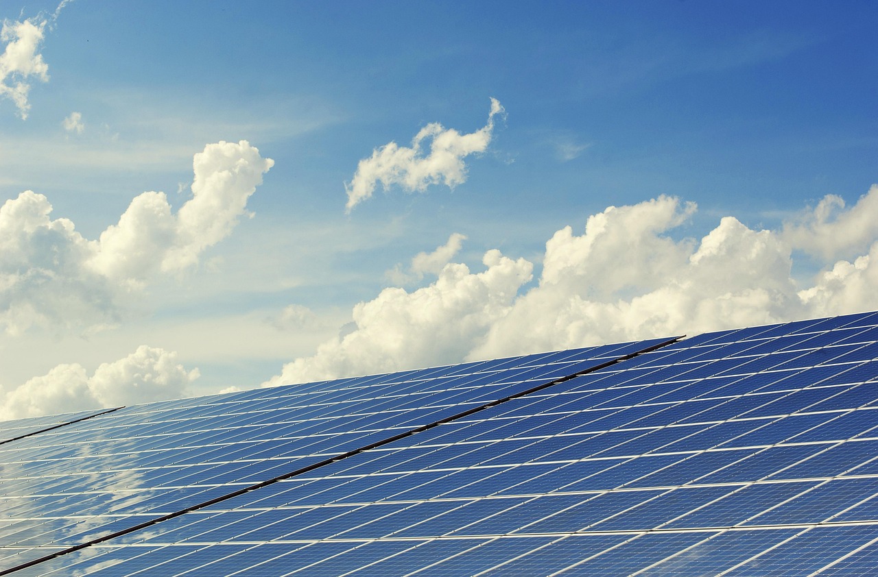 Solar Energy Explained: Systems, Installation & Key Considerations